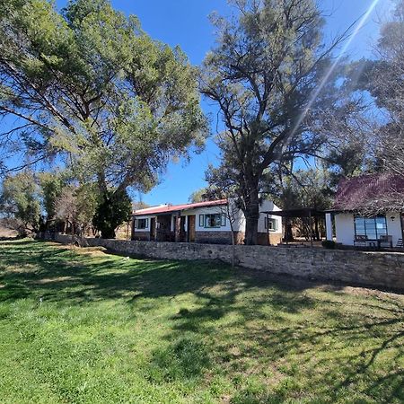 Garingboom Guest Farm Villa Springfontein Екстериор снимка